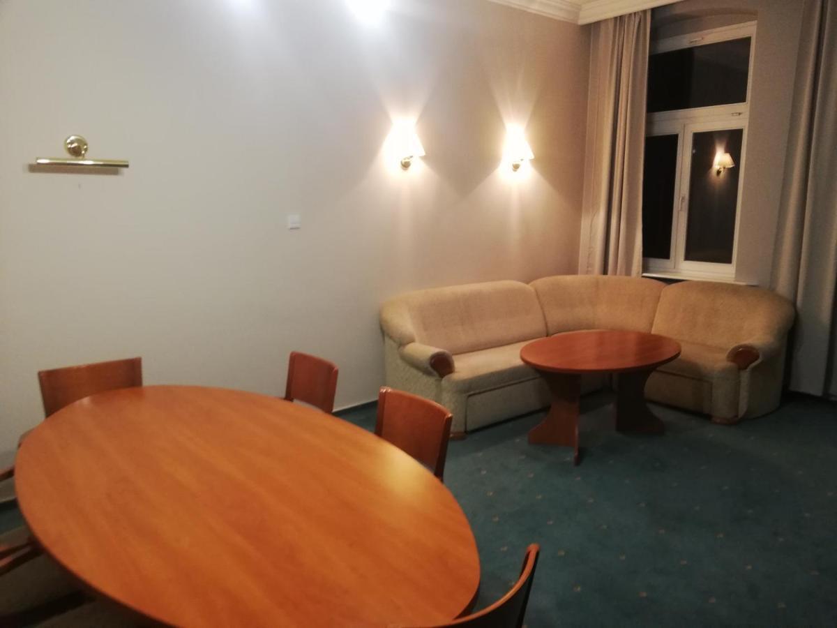 Hostel Ratuszowy Быдгощ Экстерьер фото