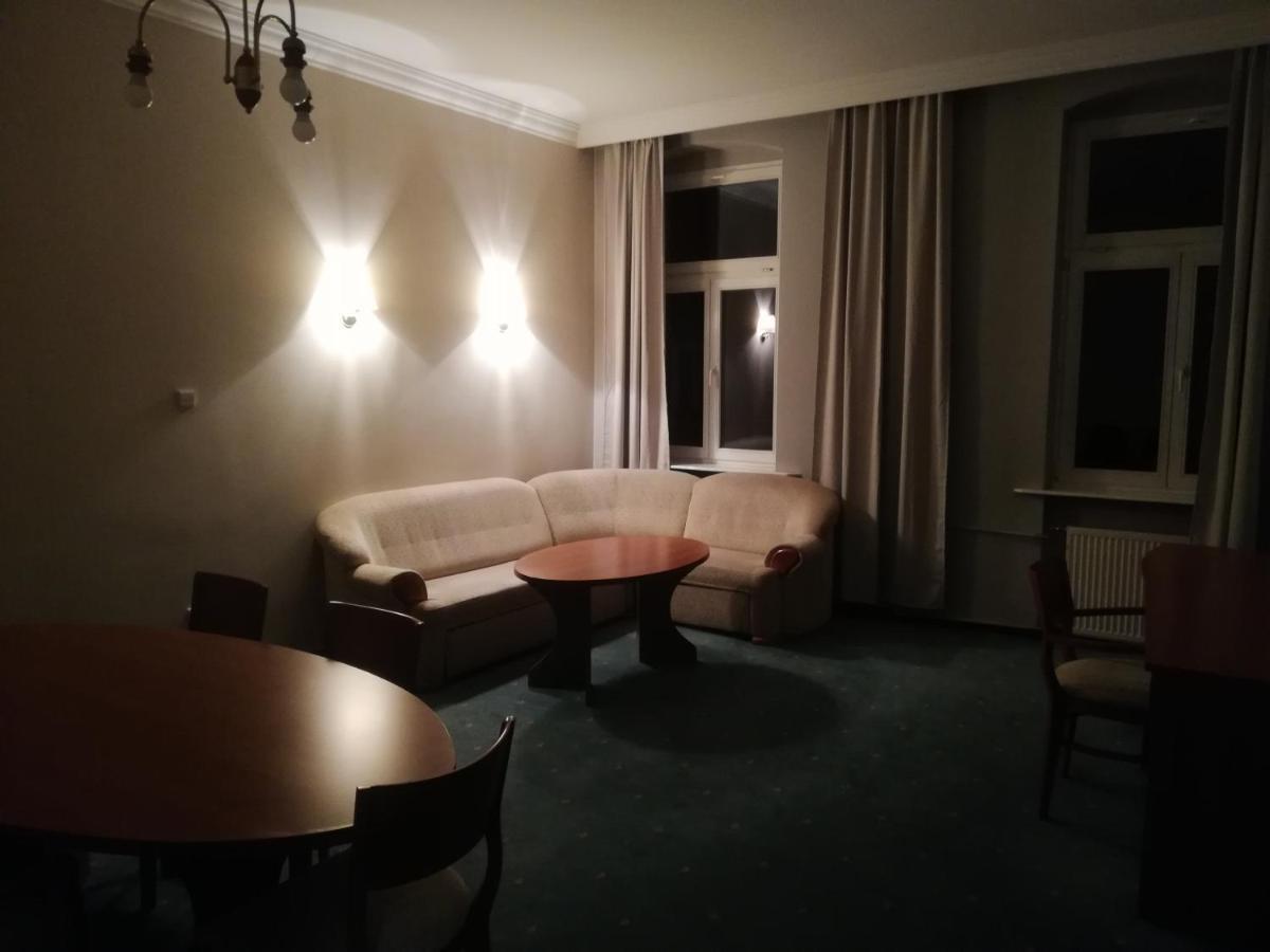 Hostel Ratuszowy Быдгощ Экстерьер фото