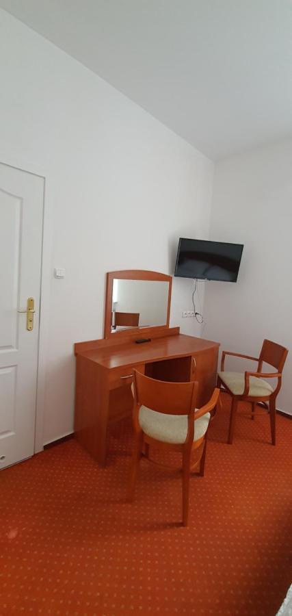 Hostel Ratuszowy Быдгощ Экстерьер фото